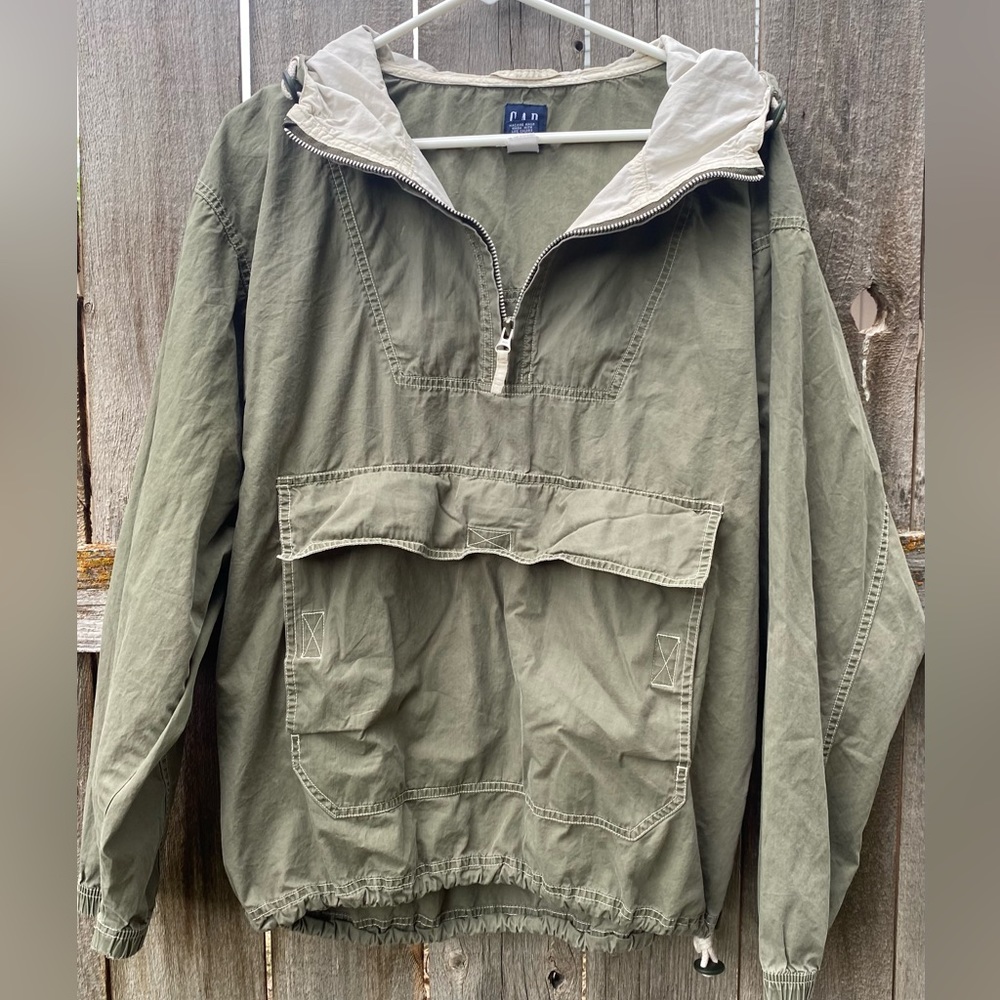 GAP windbreaker pullover - Picture 2 of 8
